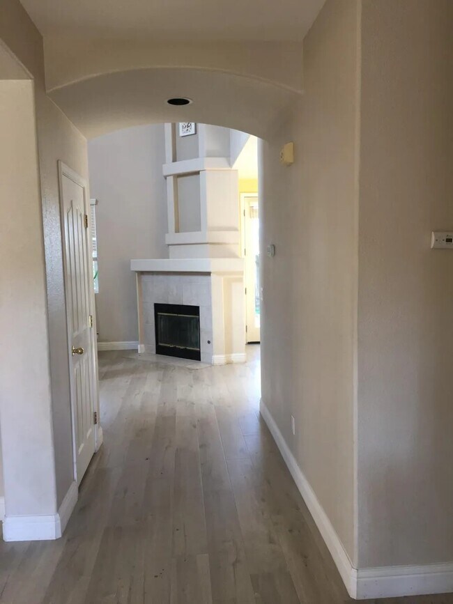 Downstairs Hallway - 3209 Burlwood Ct