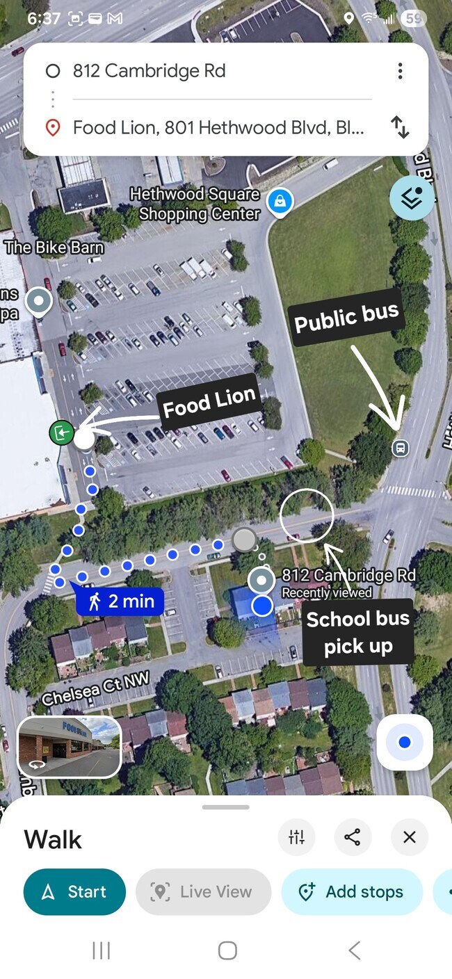 Ubicación perfecta para un fácil acceso al transporte público y a supermercados. - 812 Cambridge Rd