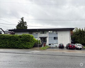 Building Photo - 201 Laval St