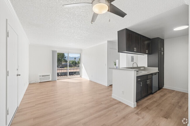 Interior Photo - Monterra Ridge Apartments