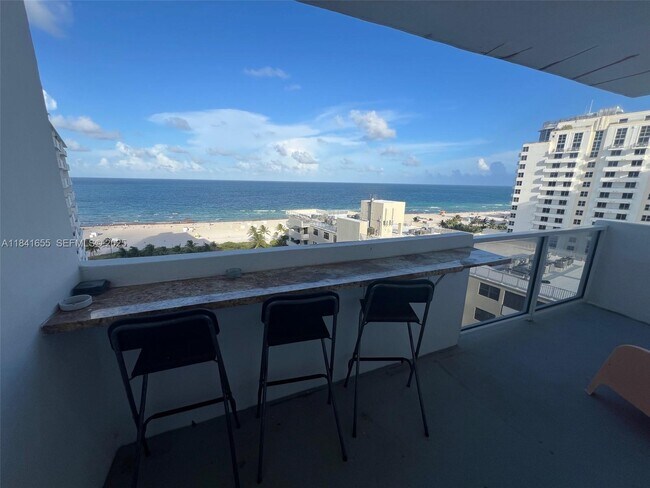 Foto del edificio - 100 Lincoln Rd