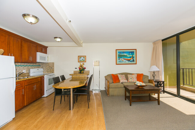 Photo - 229 Paoakalani Ave Townhome