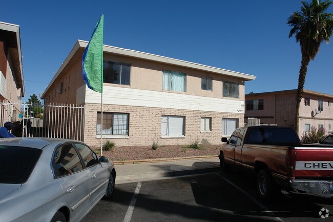 Foto del edificio - 2117 Sunrise Ave