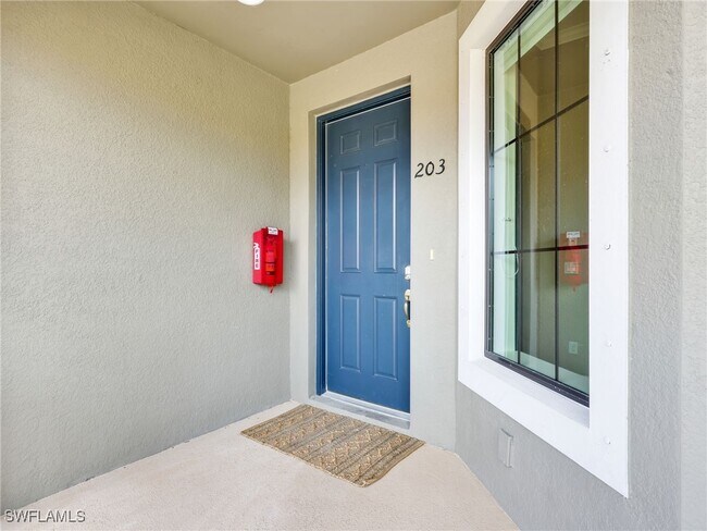 Building Photo - 9373 Pocida Ct