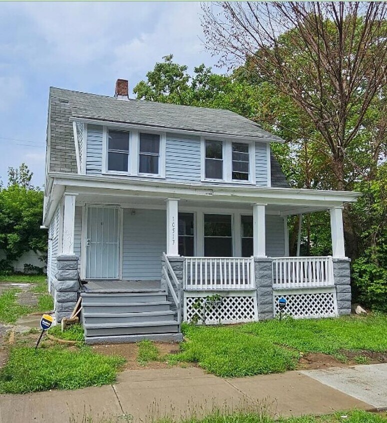 Primary Photo - Spacious Elegance: Luxurious 4-Bedroom Sin...