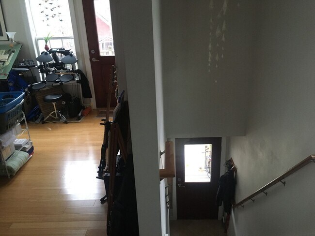Foto del edificio - 205-207 N. Ingersoll Street