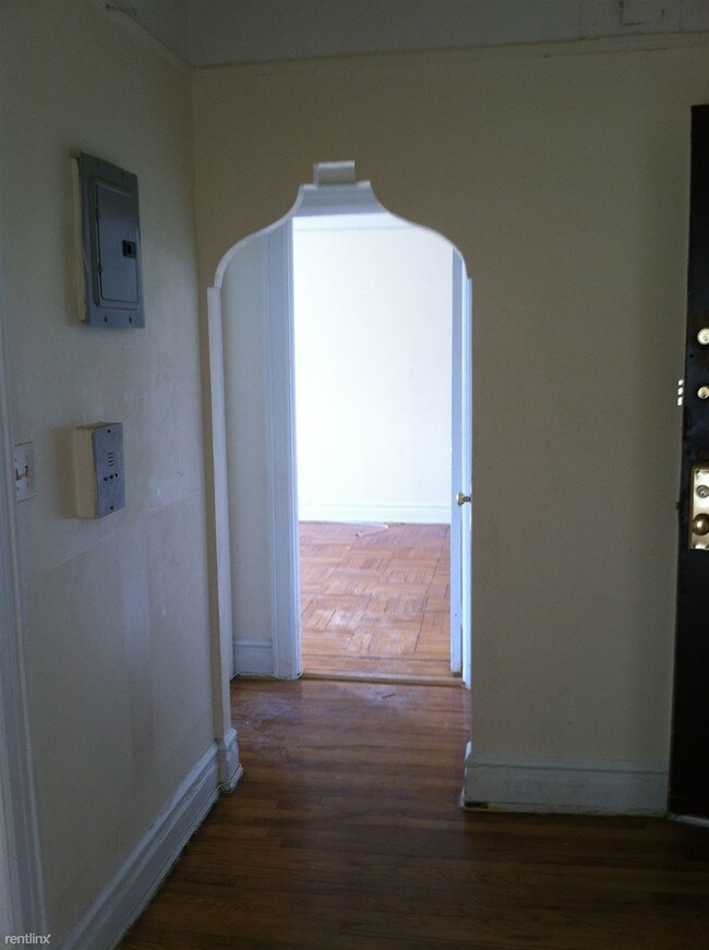 Foto del edificio - 460 E 21st St