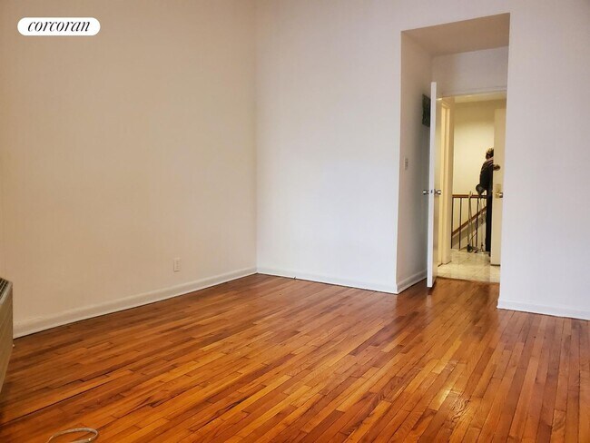 Foto del edificio - 311 E 78th St