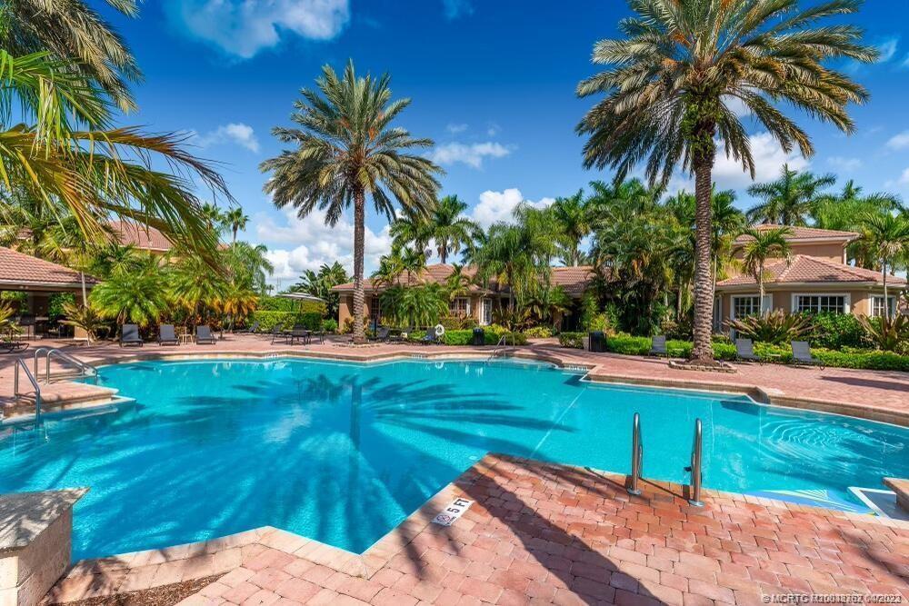 Foto principal - 3683 NW Mediterranean Ln