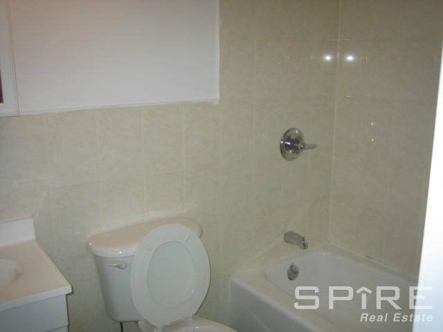 Foto del edificio - 44 W 14th St