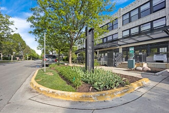 Building Photo - 1111 W 15th St