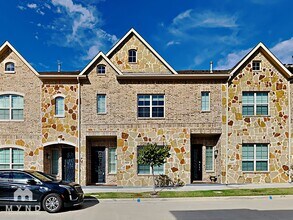 Building Photo - 2805 Lindale Dr