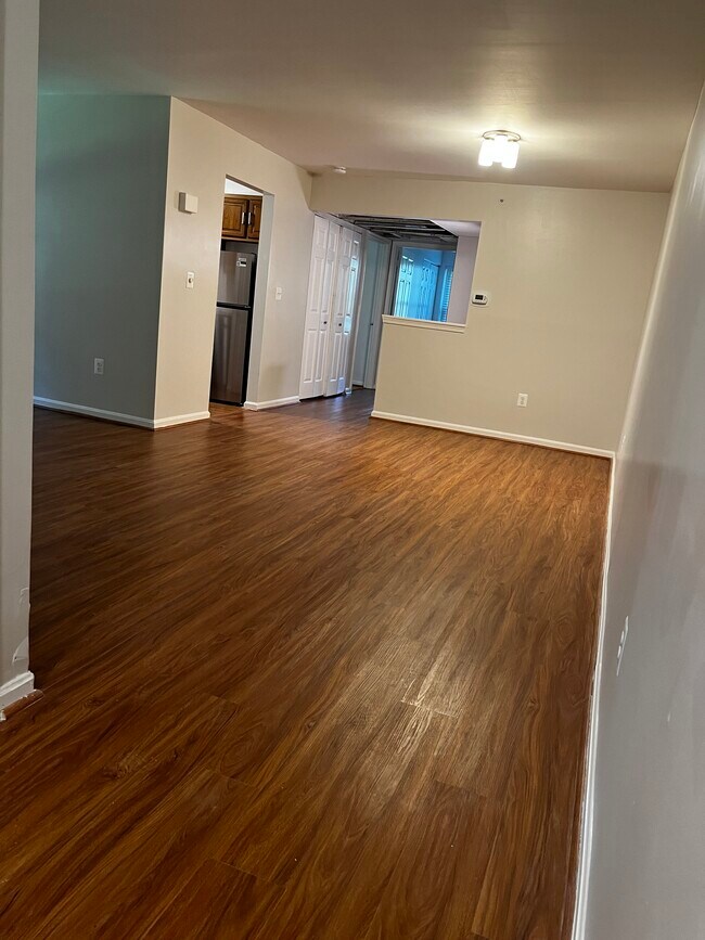 Foto del edificio - 3404 Tulleys Pointe Ct