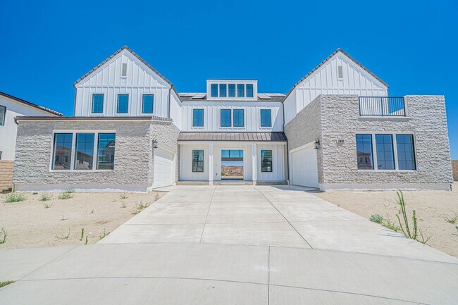 Building Photo - Spacious 5-Bedroom Home with Community Ame...