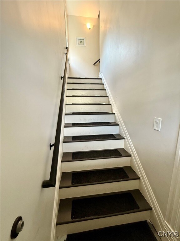 Foto del edificio - 211 N Seward Ave