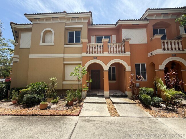 Foto del edificio - 8928 SW 18th St