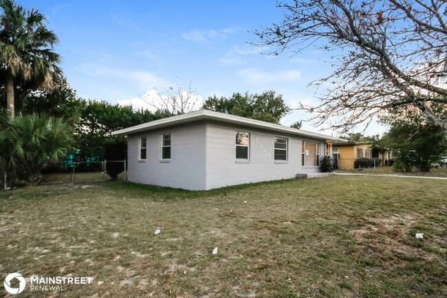 Building Photo - 5309 Grove Hill Rd, Temple Terrace, FL 33617