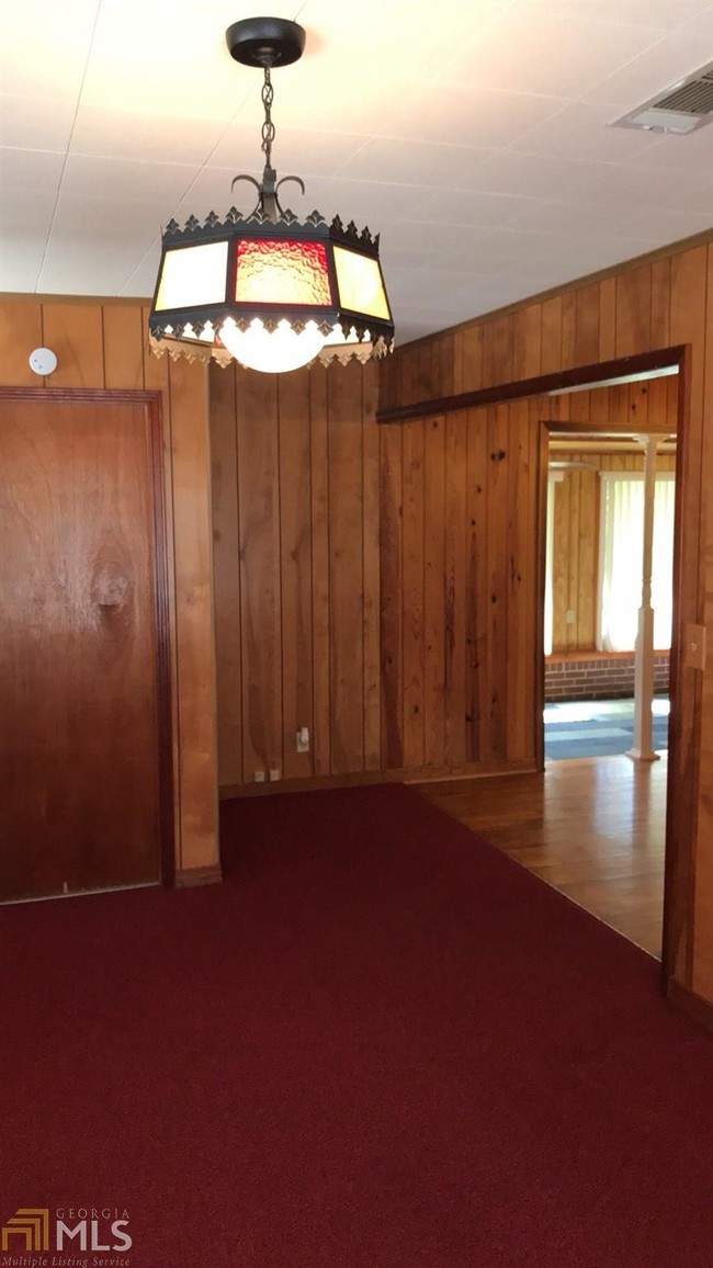 Building Photo - 650 Billyville Rd