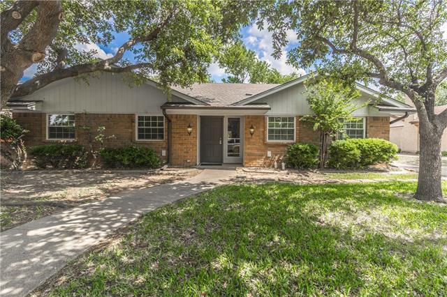 Foto principal - 2719 Whispering Trail Cir