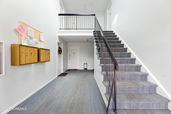 Foto del edificio - 131 Beverly Hl Ter