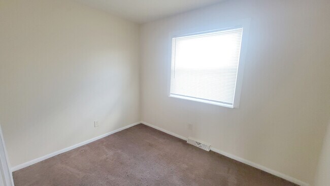 Foto del edificio - 551 Baltimore Ave