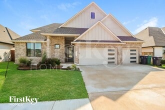Building Photo - 15901 Aparados Wy