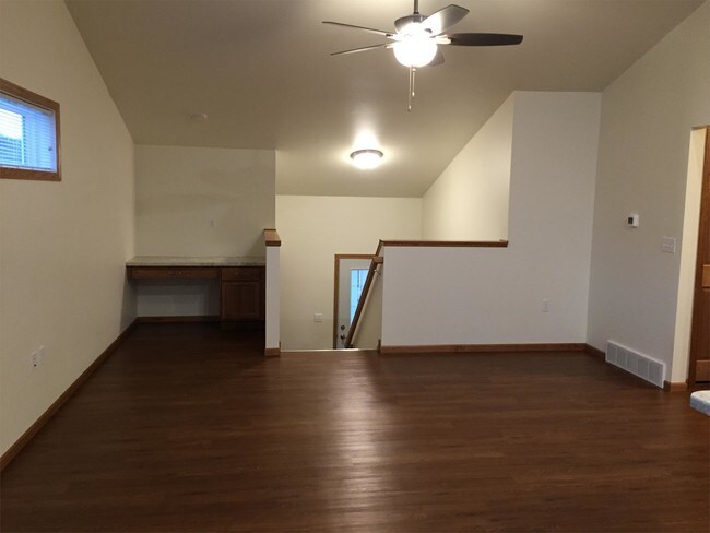 Building Photo - 21415-21417 Sheila Ln