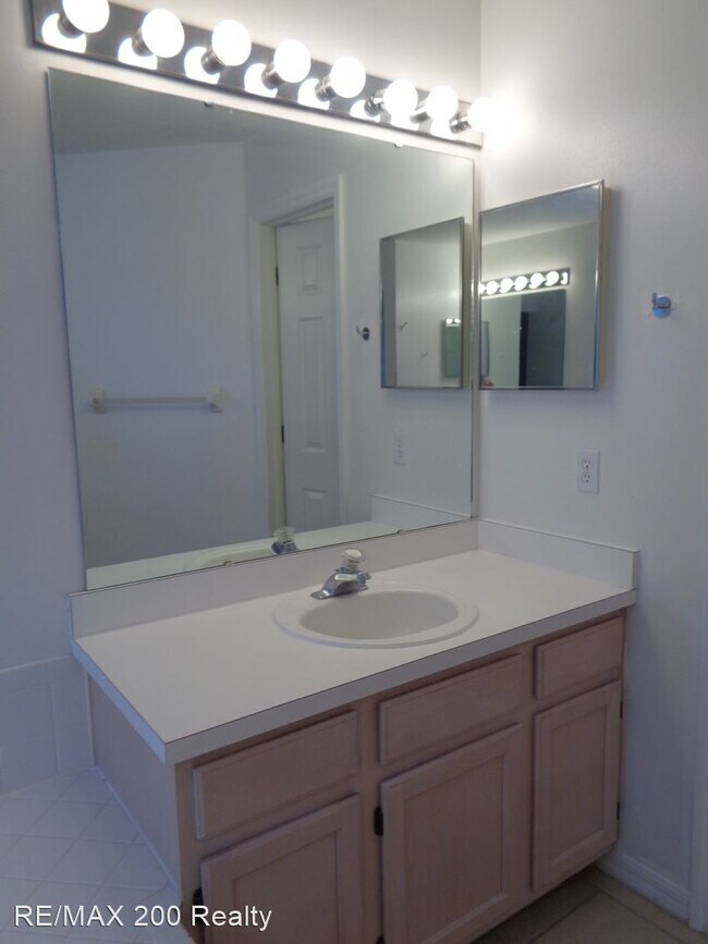 Building Photo - 4 br, 2 bath House - 2950 Bluffton Cove