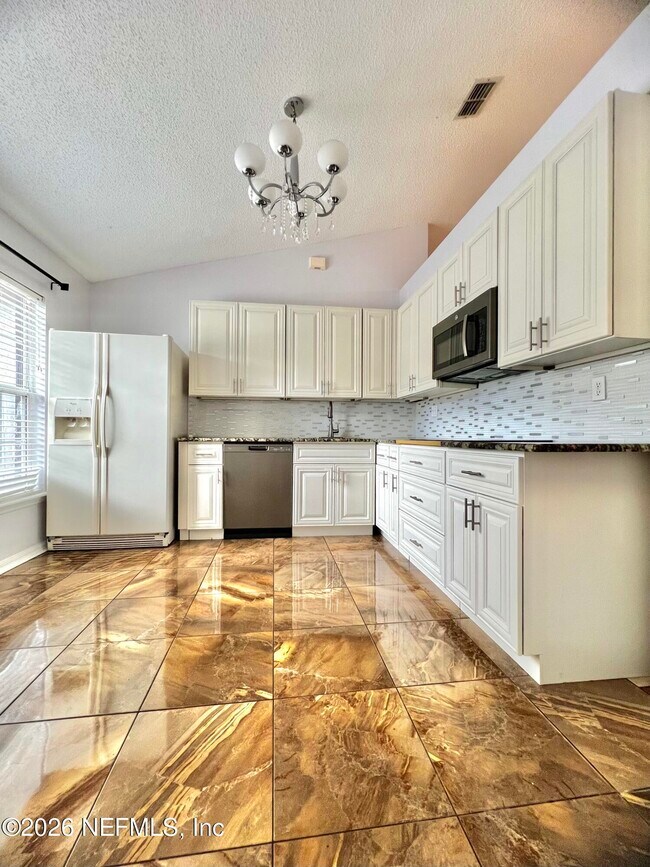 Building Photo - 11395 Aston Hall Dr S