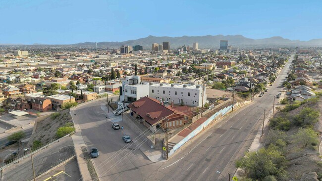 Foto del edificio - 1519 Golden Hill Terrace