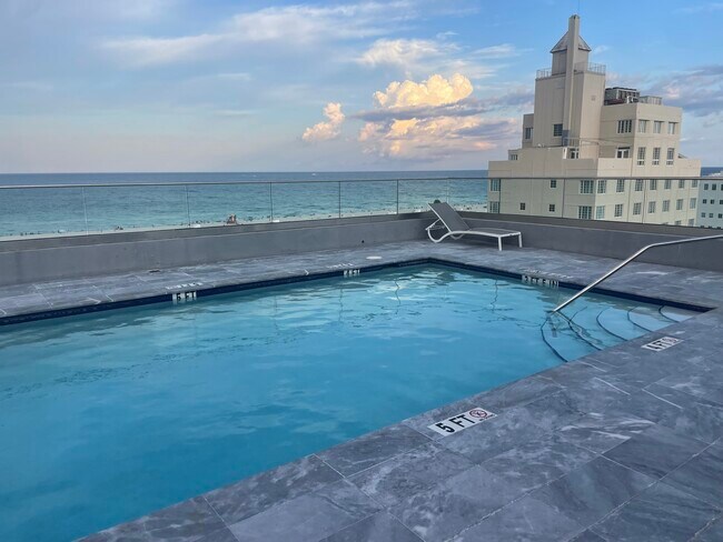 Rooftop pool - 1255 Collins Ave