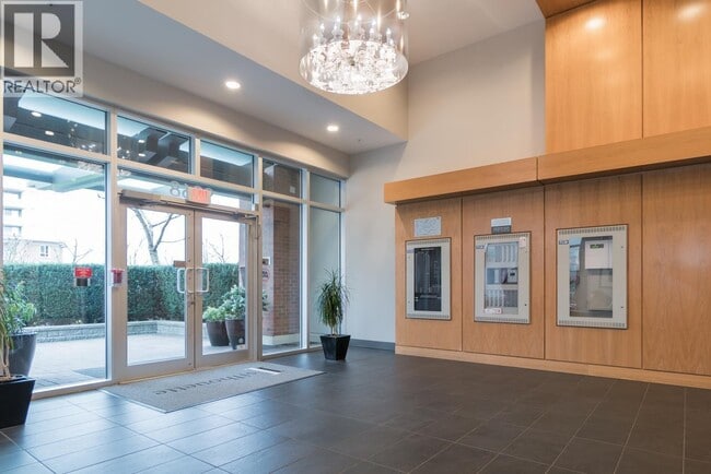 Photo du bâtiment - 9868 Cameron St