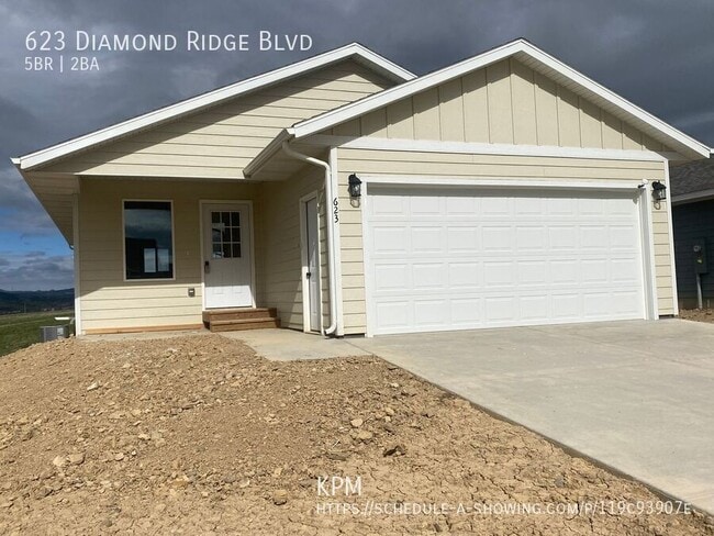 Foto del edificio - 623 Diamond Ridge Blvd