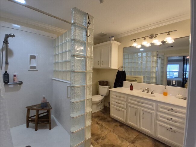 Foto del edificio - 402 1/2 Avenue A