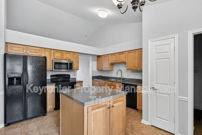 Foto del edificio - 10 Manor Ridge Ct