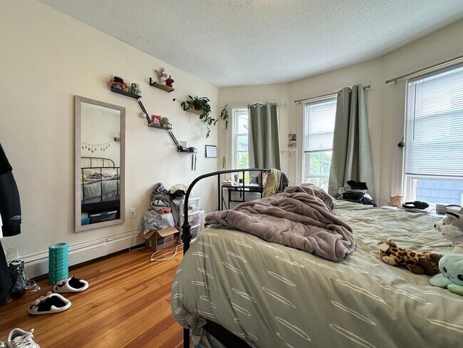 Foto del edificio - 146 Webster Ave