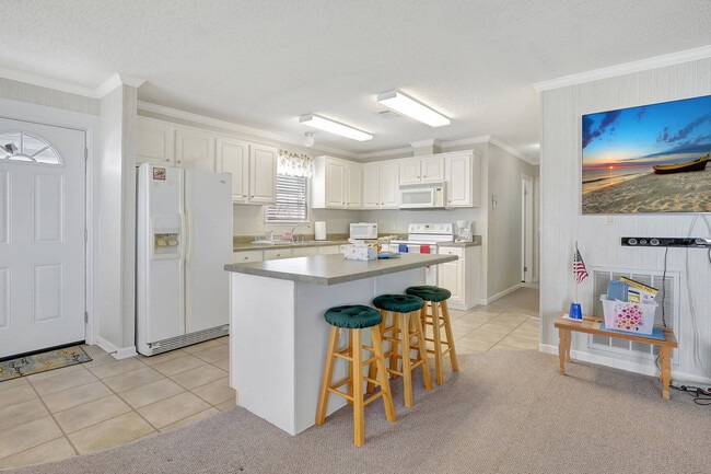 Foto del edificio - 4730 Almar Dr