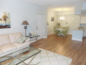 Building Photo - 3022 Alcazar Pl