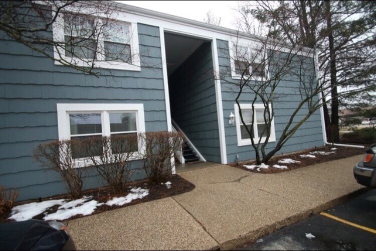 6104 Brynwood Dr, Rockford, IL 61114 Condo for Rent in Rockford, IL