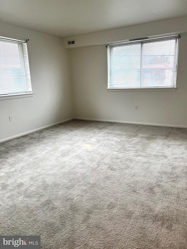 11402 Cherry Hill Rd Unit 202, Beltsville, MD 20705 Room for Rent in