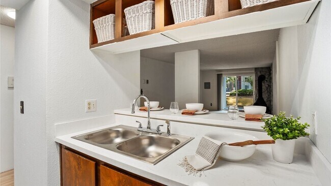 Foto del edificio - 14635 NE 32nd St