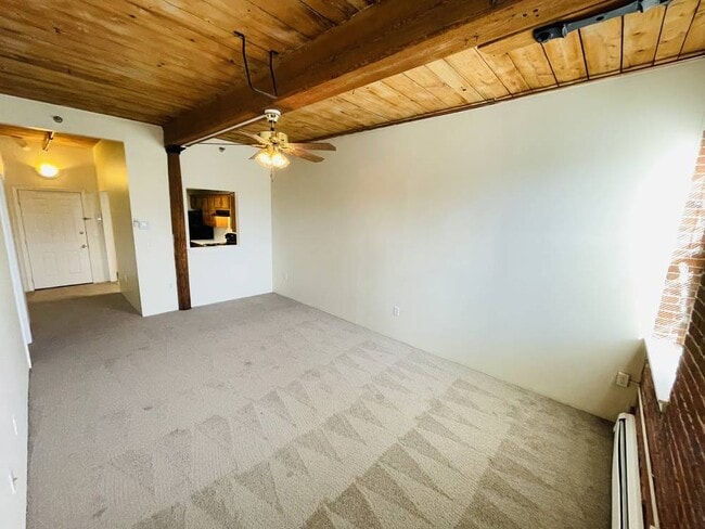 Building Photo - Franklin Landings