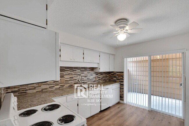 Building Photo - 3924 Lighthouse Way