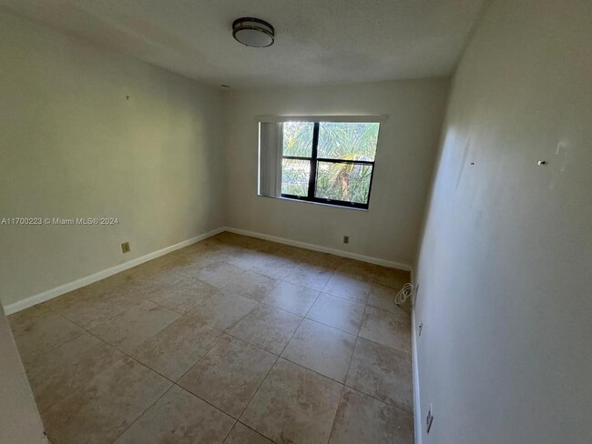 Foto del edificio - 2 bedroom in Hollywood FL 33020