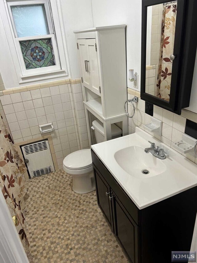 507 Lake, Lyndhurst, NJ 07071 Townhome Rentals in Lyndhurst NJ