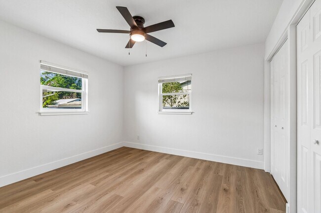 Foto del edificio - 2844 30th Ave N