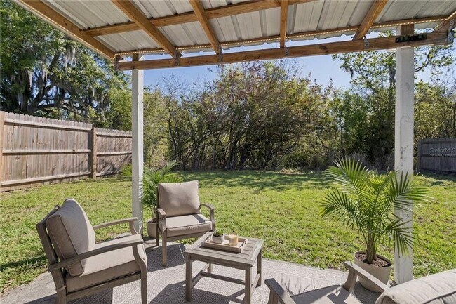 Foto del edificio - 1336 Fairway Dr