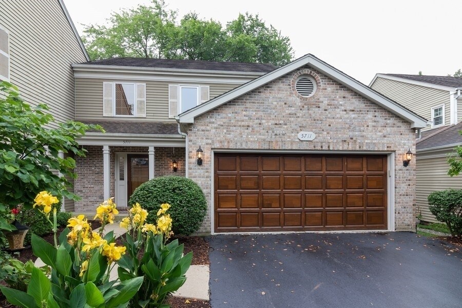 Primary Photo - 5711 Fox Gate Ln