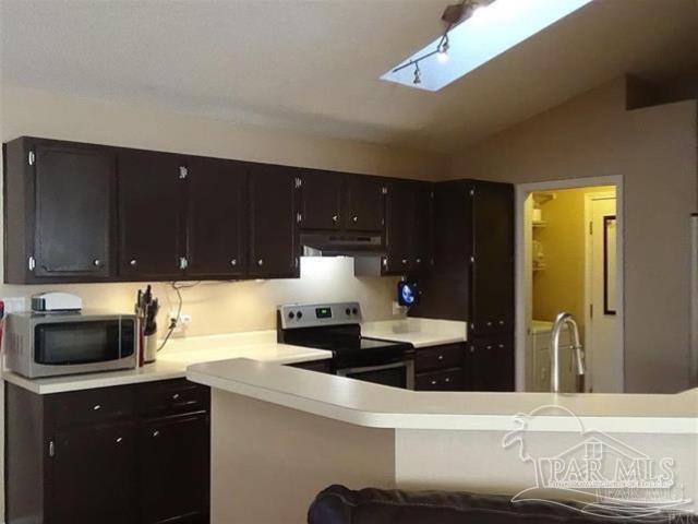 Building Photo - 2060 Cambridge Cir