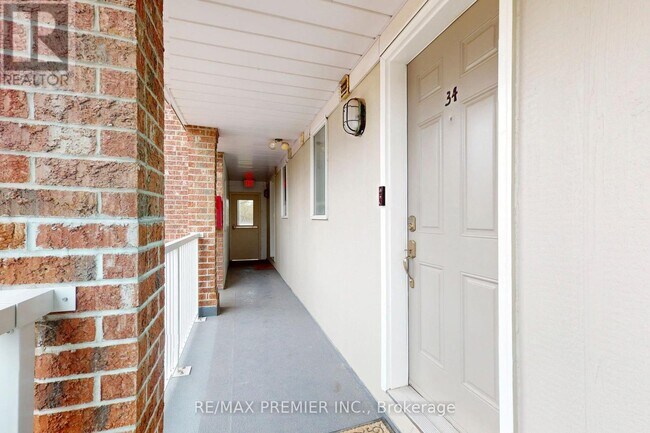 Photo du bâtiment - 119-119 Bristol Rd E